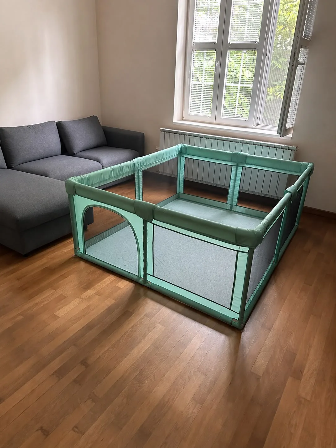 Mint baby playpen in Senjak apartment